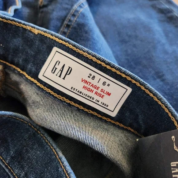 NWT Gap Dark Indigo Blue Vintage Slim High Rise Jeans - Picture 3 of 8
